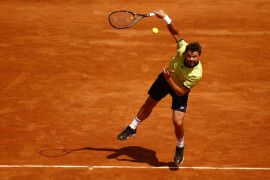 Wawrinka relishes &lsquo;special&rsquo; challenge against Djokovic in Rome