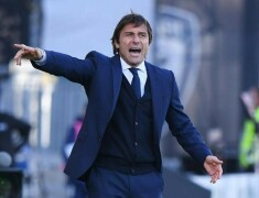 Conte says no advanced talks with Man United as Carrick's future hangs in balance