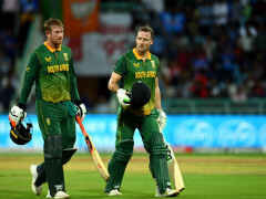 Klaasen, Miller drive South Africa to 249-4 in rain-reduced ODI Klaasen, Miller drive South Africa to 249-4 in rain-reduced ODI
