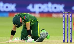 In massive upset, Pakistan go down by 1 run against Zimbabwe in T20 World Cup