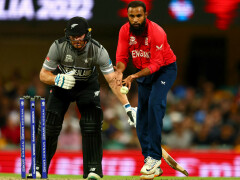 England roar back to beat New Zealand at T20 World Cup