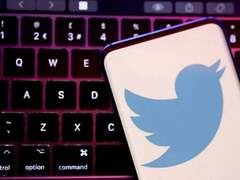 EU warns Musk that Twitter must obey disinfo rules EU warns Musk that Twitter must obey disinfo rules