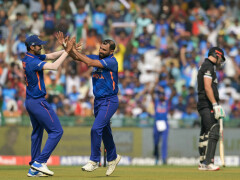 Shami shines as India beat New Zealand by eight wickets to seal series