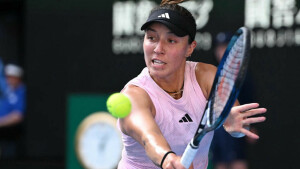 Pegula powers into Australian Open quarters with &lsquo;some choice words&rsquo;