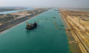 Egypt&rsquo;s Suez Canal nets $8bn in new annual record