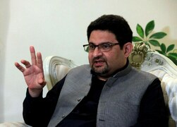 Miftah calls for economic &lsquo;overhaul&rsquo;