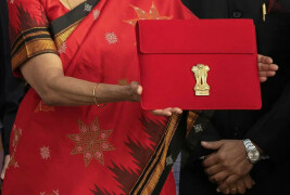 India pegs fiscal deficit at 5.9% of GDP in last full budget before elections