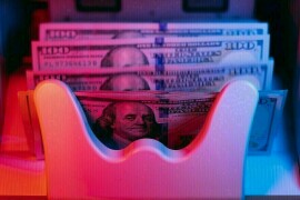 SBP-held forex reserves fall $74mn, now stand at $4.38bn