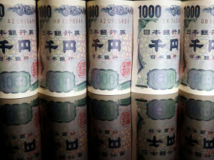 Japan finance minister says &lsquo;firmly&rsquo; watching FX moves as yen weakens