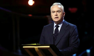 Huw Edwards: the face of the BBC who announced queen&rsquo;s death