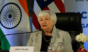 G20 finance and bank chiefs to tackle debt crisis