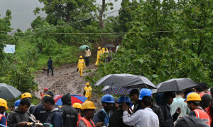 Indian landslide kills 16, rescue operations paused