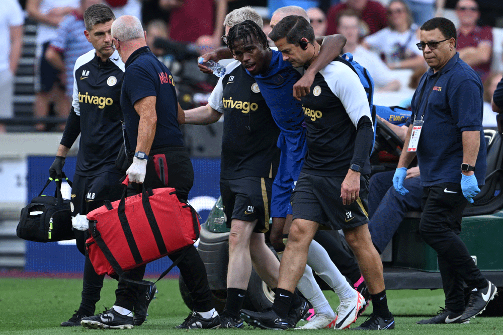Chelsea midfielder Chukwuemeka undergoes surgery