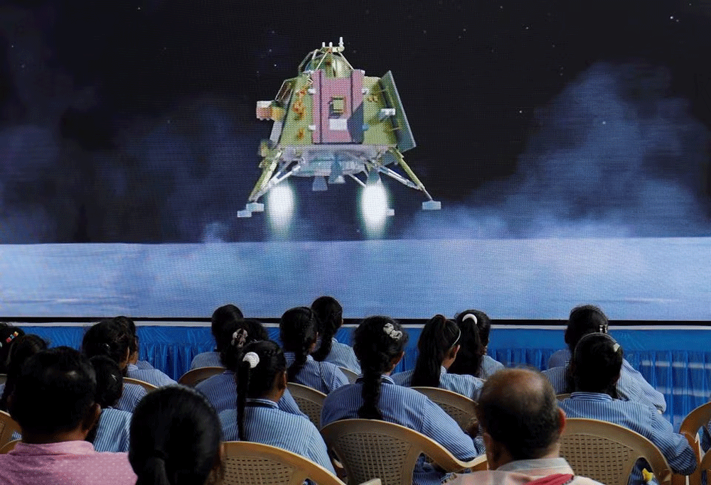 Moon rover exits India&rsquo;s Chandrayaan-3 spacecraft to explore lunar surface
