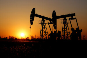 Oil jumps as Saudi Arabia and Russia extend supply cuts to end-2023