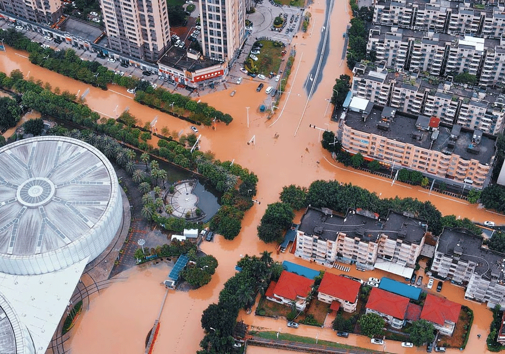Floods from waning Typhoon Haikui hit transport, force evacuations in China