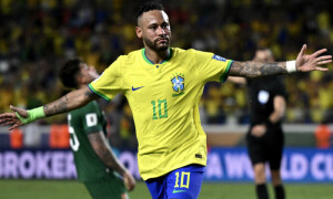 Two-goal Neymar breaks Pele&rsquo;s record as Brazil crush Bolivia 5-1