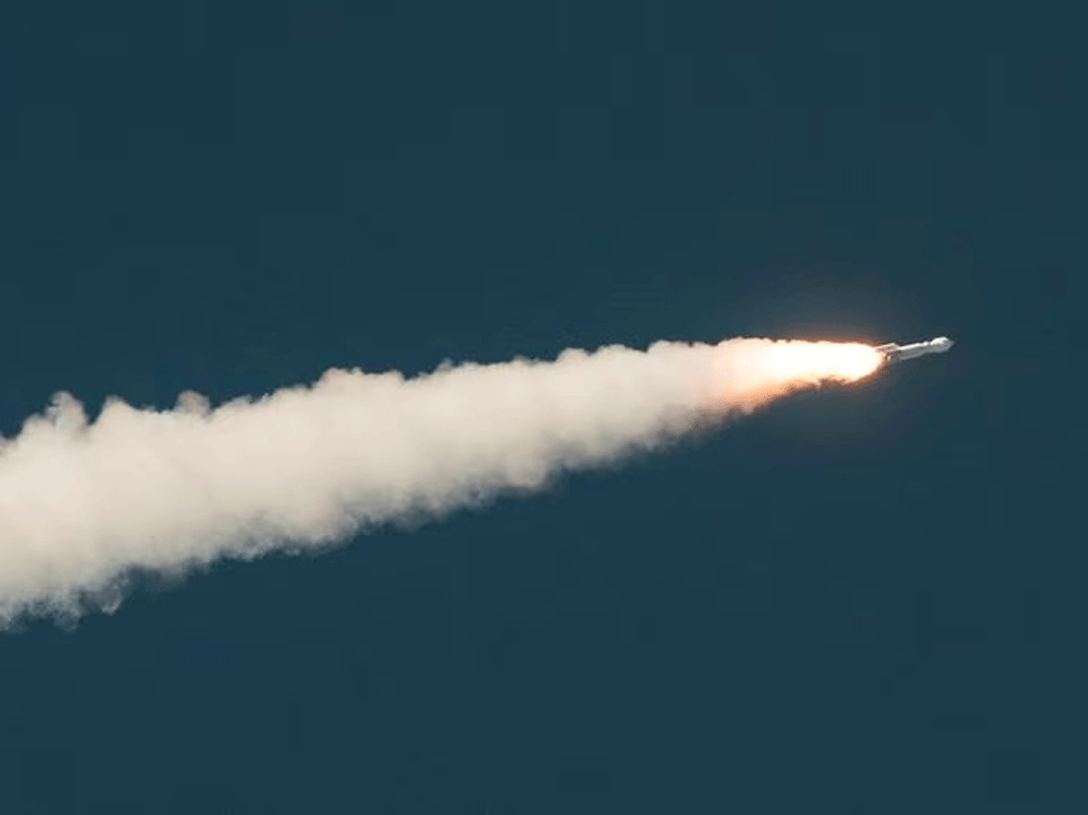 Capsule with NASA&rsquo;s first asteroid sample heads for Utah touchdown