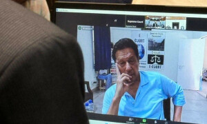 NAB laws case: hearing adjourned without Imran Khan speaking NAB laws case: hearing adjourned without Imran Khan speaking