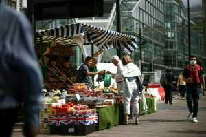 UK inflation stable as central bank rate call looms