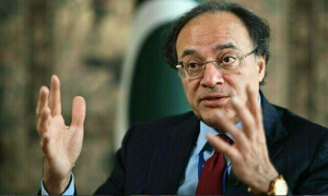 Pakistan says it has agreed $1 billion loan with two Middle East banks Pakistan says it has agreed $1 billion loan with two Middle East banks