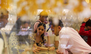 In Dubai&rsquo;s Gold Souk, bullion&rsquo;s record run brings little joy for jewellers