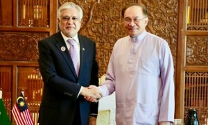 وزیر خارجہ اسحاق ڈار کی آسیان فورم میں عالمی رہنماؤں سے اہم ملاقاتیں