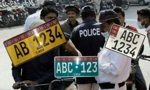 ایکسائز سے جاری شدہ اجرک نمبر پلیٹس ہی قابلِ قبول ہونگی، مکیش چاولہ