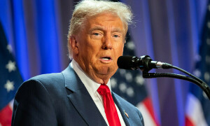 Trump says he thinks 5 jets were shot down in Pakistan, India hostilities