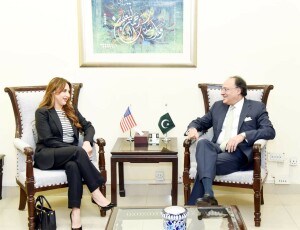 Pakistan, US vow to advance new trade agreement, boost trade & investment