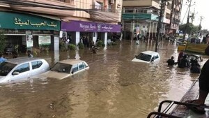 Karachi: rains cause around Rs15bn trade losses
