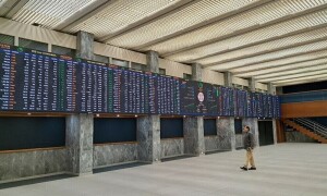 New record high at PSX: KSE-100 Index settles above 152,000