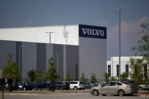 Volvo Cars Q3 profit rises slightly despite pricing competition, tariffs Volvo Cars Q3 profit rises slightly despite pricing competition, tariffs