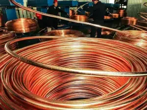 Copper hits two-week low as tech selloff continues