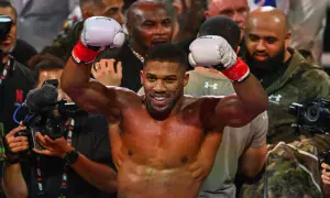 Joshua knocks out Paul to win Netflix boxing bout Joshua knocks out Paul to win Netflix boxing bout