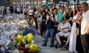 Australia honours Bondi Beach attack victims as PM orders safety review Australia honours Bondi Beach attack victims as PM orders safety review
