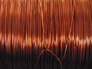 Shanghai copper hits record high on signs of tight supply