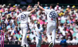 England 174-3 at tea, still trailing Australia&rsquo;s first-innings tally