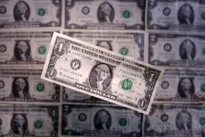 Dollar advances with US jobs data, Supreme Court ruling in view