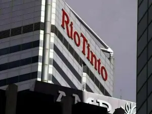 Rio Tinto and BHP team up in Pilbara to boost iron ore output Rio Tinto and BHP team up in Pilbara to boost iron ore output