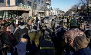 Trump shakes up Minneapolis immigration operation as White House seeks damage control