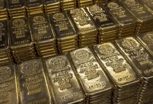Gold bounces back from near one-week low; US inflation data in focus