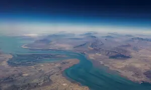 Hormuz shutdown could force Iraq, Kuwait to curb oil output within days, JP Morgan says