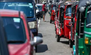 Sri Lanka announces four-day work week over fears war will drag