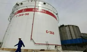 China&rsquo;s Sinopec will not buy Iranian oil, wants to tap state reserves