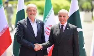 PM Shehbaz pledges &lsquo;constructive role&rsquo; in regional peace during call with Pezeshkian