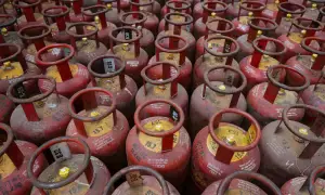India graveyard raid uncovers hidden cooking gas canisters amid shortage