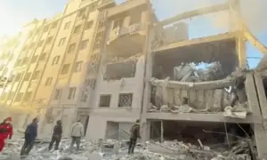 World anxious to open Hormuz Strait while Trump and Iran trade threats