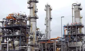 Drones hit Kuwait&rsquo;s Mina al-Ahmadi refinery, fires reported, no injuries