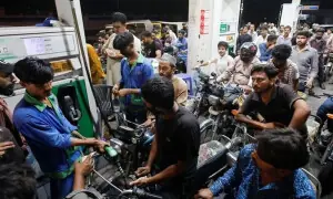 Sindh begins Rs2,000 fuel subsidy for motorcyclists: Here&rsquo;s how to apply